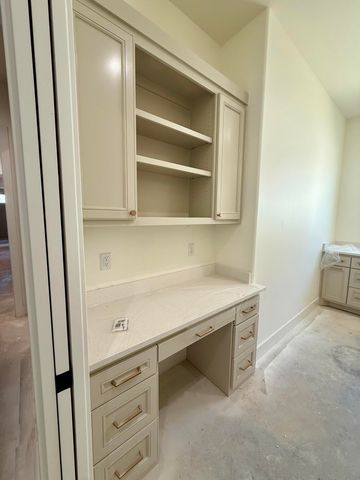 14807 Oxford Avenue, Lubbock, TX 79423