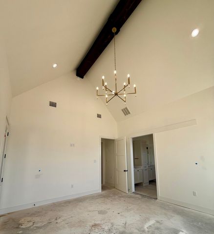 14807 Oxford Avenue, Lubbock, TX 79423