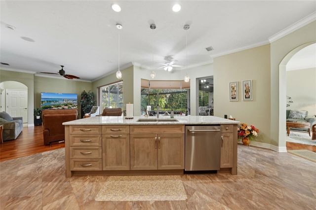 3878 ROYAL HAMMOCK BOULEVARD, Sarasota, FL 34240