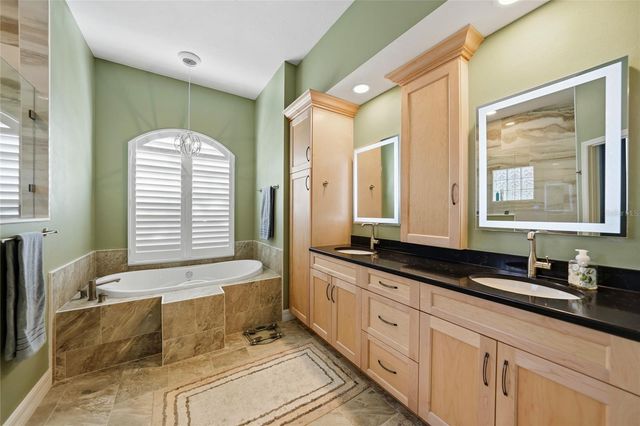 3878 ROYAL HAMMOCK BOULEVARD, Sarasota, FL 34240