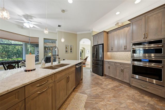 3878 ROYAL HAMMOCK BOULEVARD, Sarasota, FL 34240