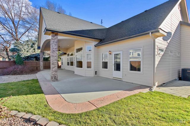 2297 N Chandra Way, Meridian, ID 83642