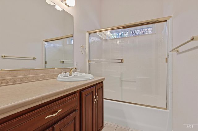 2297 N Chandra Way, Meridian, ID 83642