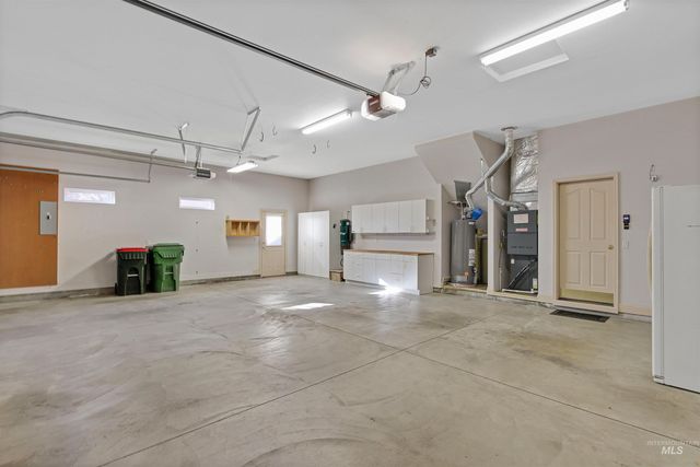 2297 N Chandra Way, Meridian, ID 83642