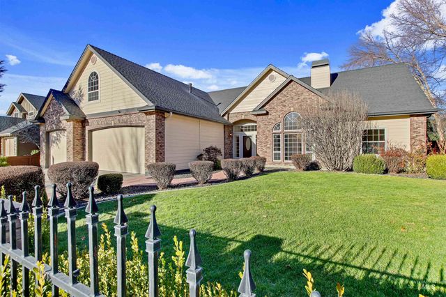 2297 N Chandra Way, Meridian, ID 83642