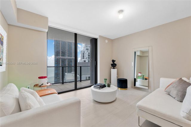 1000 Brickell Plz 4103, Miami, FL 33131