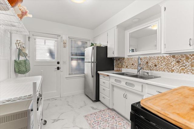 611 E 23rd Ave, Spokane, WA 99203