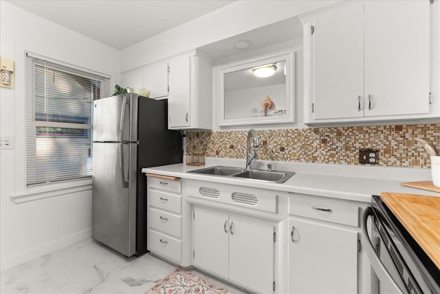 611 E 23rd Ave, Spokane, WA 99203