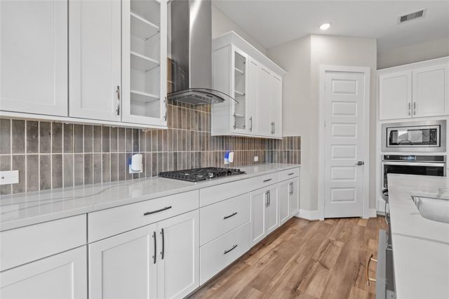 11 Victorian Run, Sugar Land, TX 77498