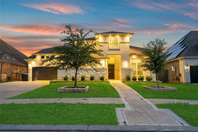 11 Victorian Run, Sugar Land, TX 77498