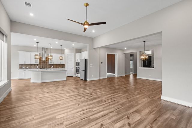 11 Victorian Run, Sugar Land, TX 77498