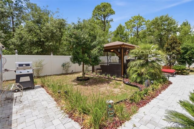 7232 N Ripley Drive, Dunnellon, FL 34433