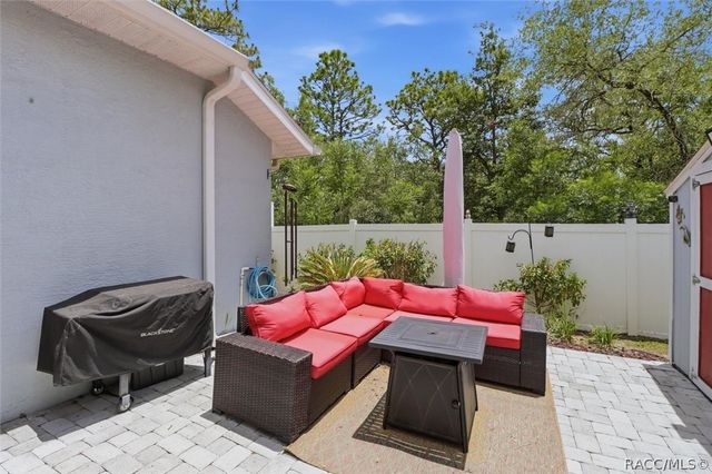 7232 N Ripley Drive, Dunnellon, FL 34433