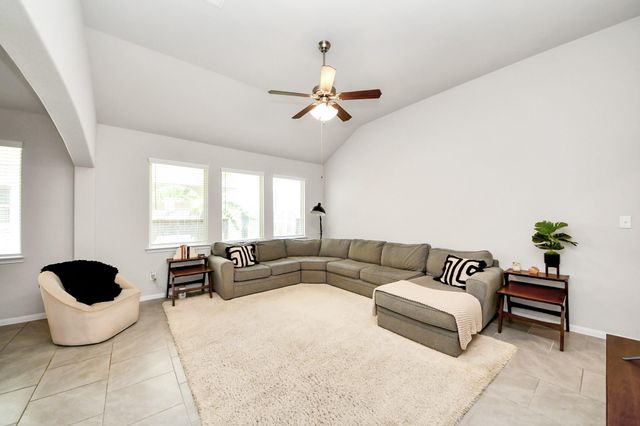 2819 Painted Sunrise Trail, Houston, TX 77045