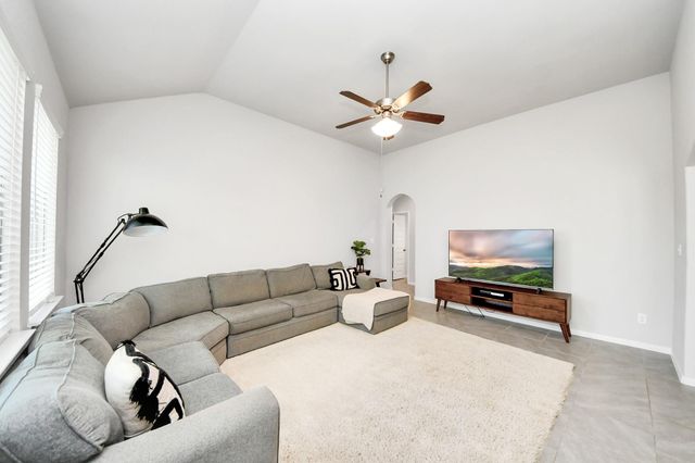 2819 Painted Sunrise Trail, Houston, TX 77045
