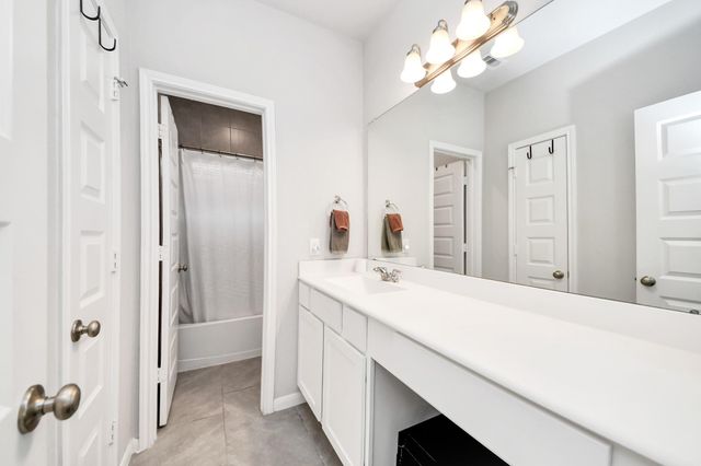 2819 Painted Sunrise Trail, Houston, TX 77045