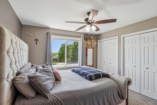 809 Brookstone Crest, Mount Horeb, WI 53572