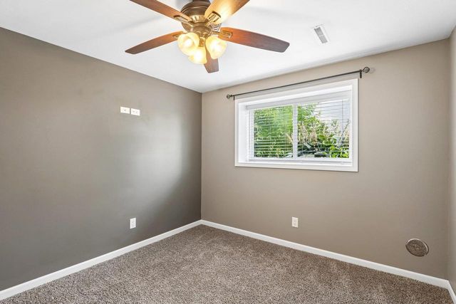 809 Brookstone Crest, Mount Horeb, WI 53572