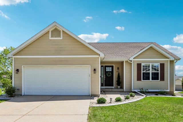 809 Brookstone Crest, Mount Horeb, WI 53572