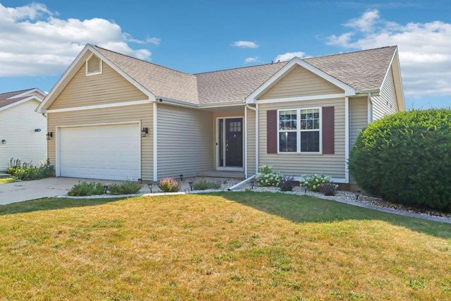 809 Brookstone Crest, Mount Horeb, WI 53572
