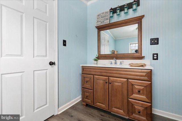 1501 S TIMBER RIDGE RD, Cross Junction, VA 22625