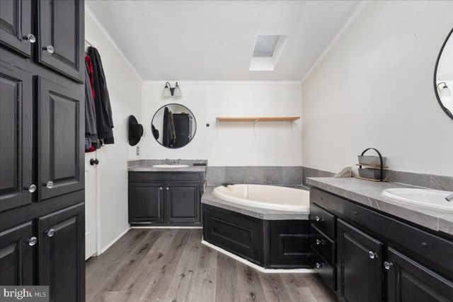 1501 S TIMBER RIDGE RD, Cross Junction, VA 22625