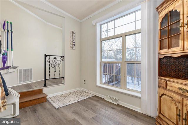 1501 S TIMBER RIDGE RD, Cross Junction, VA 22625