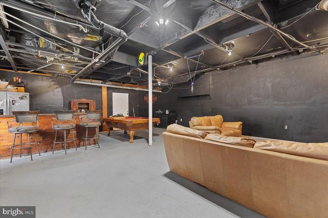 1501 S TIMBER RIDGE RD, Cross Junction, VA 22625