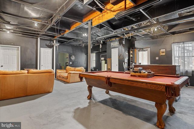 1501 S TIMBER RIDGE RD, Cross Junction, VA 22625