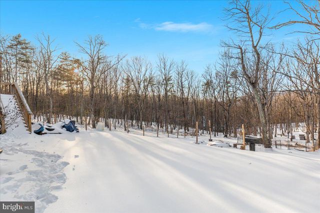 1501 S TIMBER RIDGE RD, Cross Junction, VA 22625