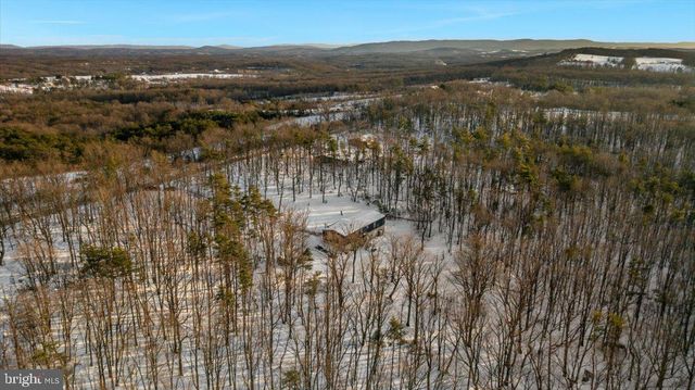 1501 S TIMBER RIDGE RD, Cross Junction, VA 22625