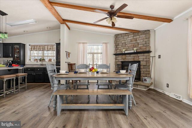 1501 S TIMBER RIDGE RD, Cross Junction, VA 22625