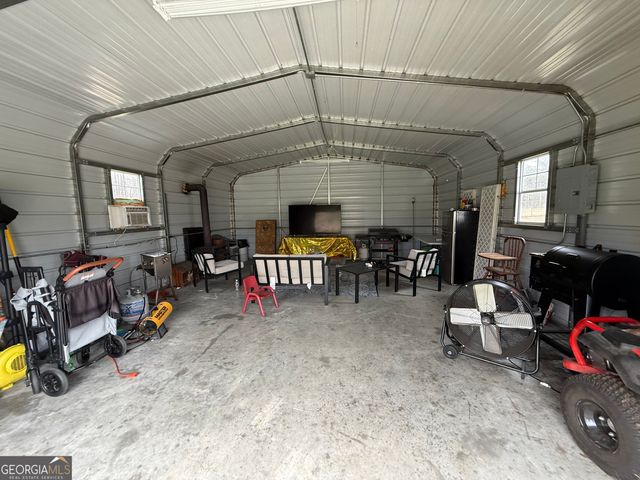 313 Modoc Road, Swainsboro, GA 30401