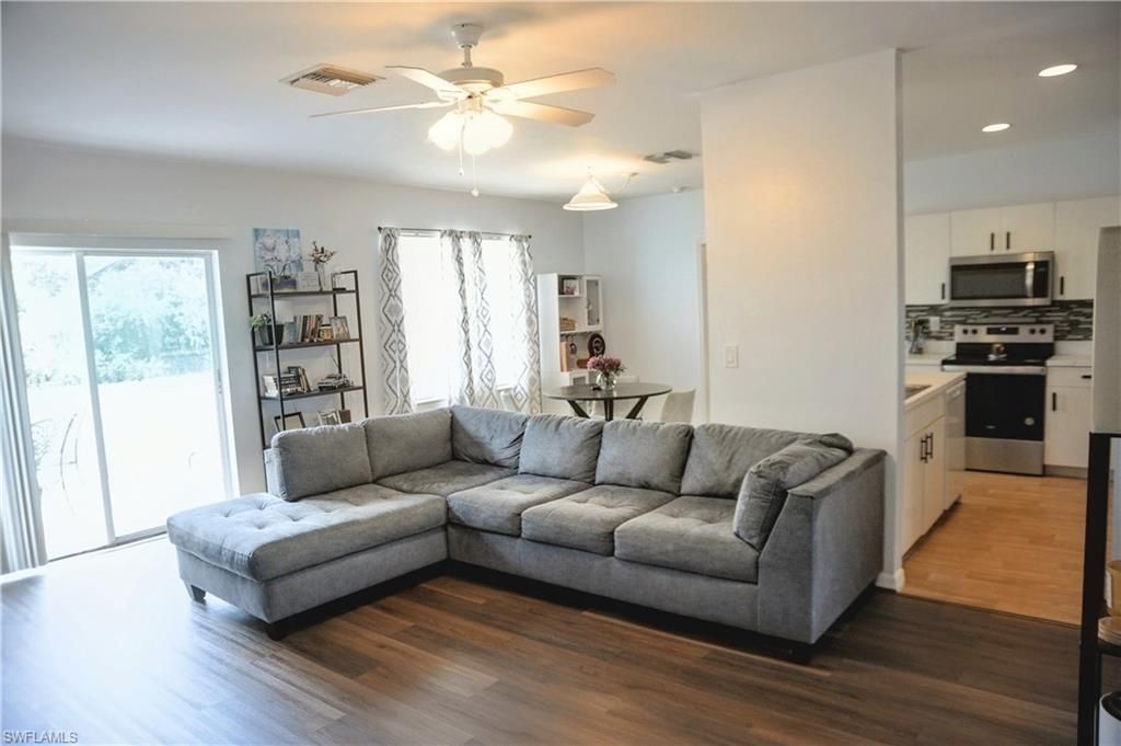 1220 Cloplon ST E, LEHIGH ACRES, FL 33974 — photo 2