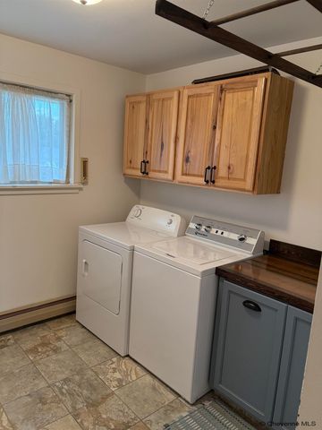 1356 LOOMIS ST, Wheatland, WY 82201