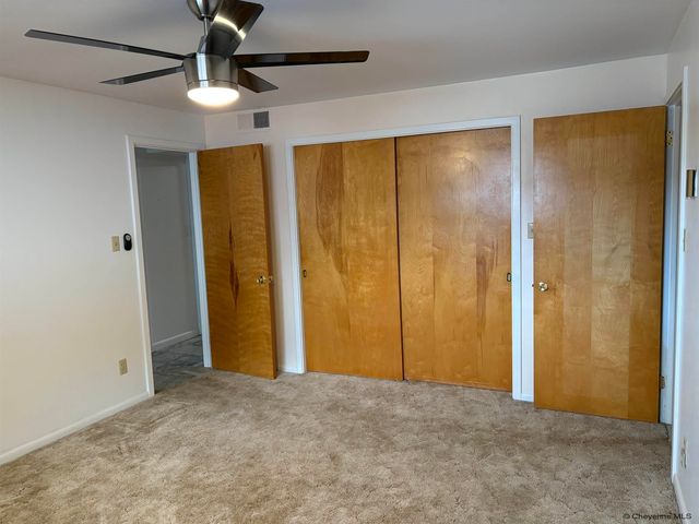 1356 LOOMIS ST, Wheatland, WY 82201