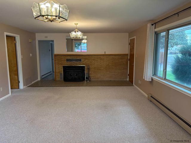 1356 LOOMIS ST, Wheatland, WY 82201