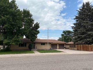1356 LOOMIS ST, Wheatland, WY 82201