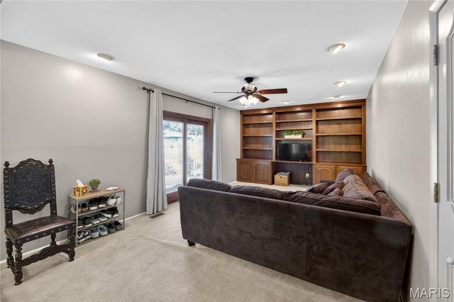 3417 Greiner Drive, St Charles, MO 63301