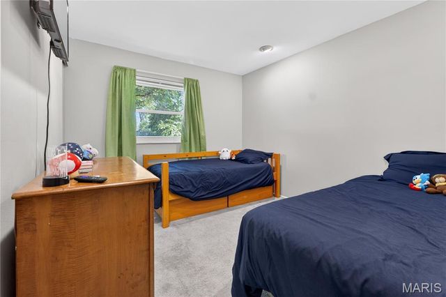 3417 Greiner Drive, St Charles, MO 63301