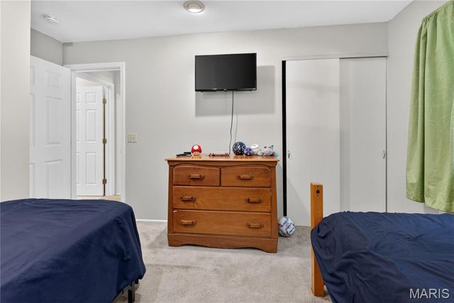 3417 Greiner Drive, St Charles, MO 63301