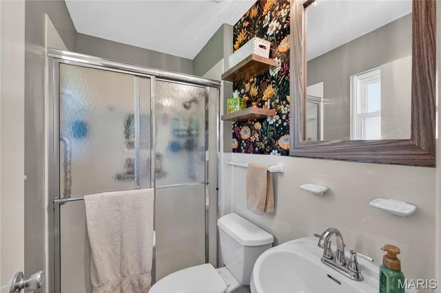 3417 Greiner Drive, St Charles, MO 63301