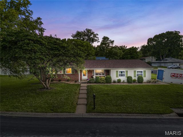 3417 Greiner Drive, St Charles, MO 63301