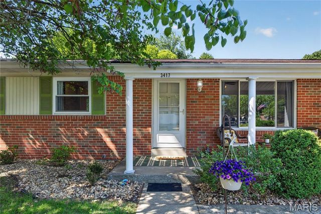 3417 Greiner Drive, St Charles, MO 63301