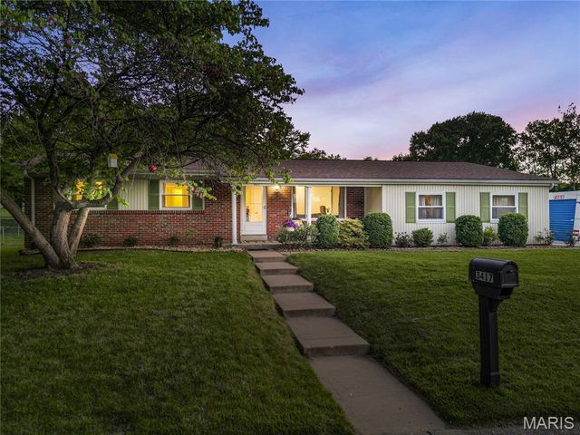 3417 Greiner Drive, St Charles, MO 63301