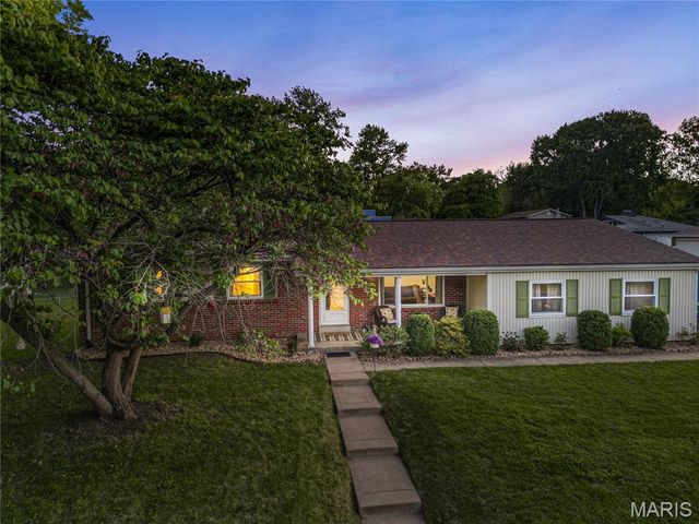 3417 Greiner Drive, St Charles, MO 63301