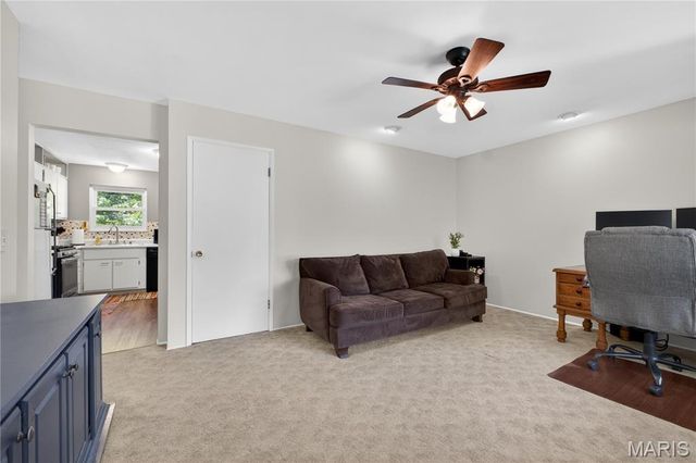 3417 Greiner Drive, St Charles, MO 63301