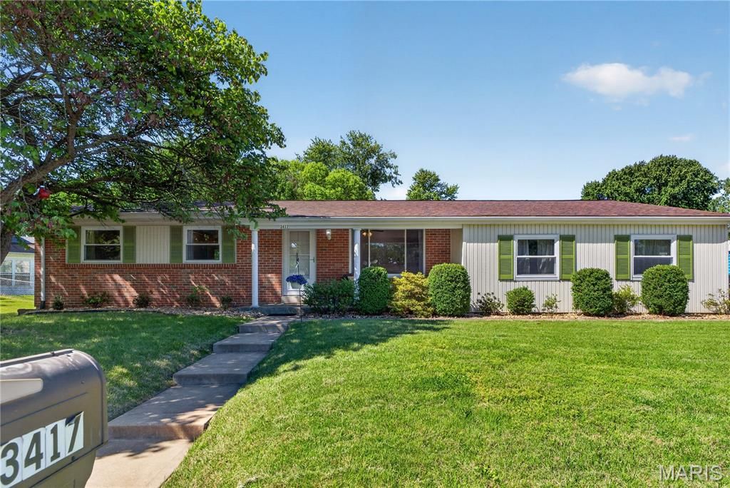 3417 Greiner Drive, St Charles, MO 63301