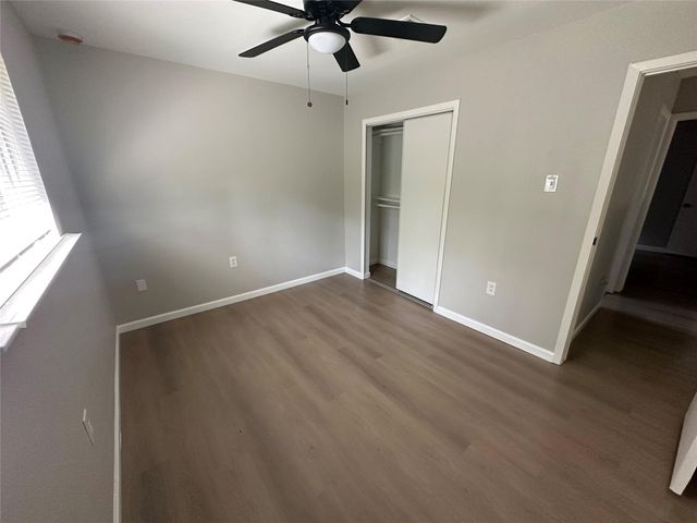 44 Yewleaf Road, The Woodlands, TX 77381