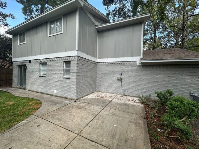 44 Yewleaf Road, The Woodlands, TX 77381